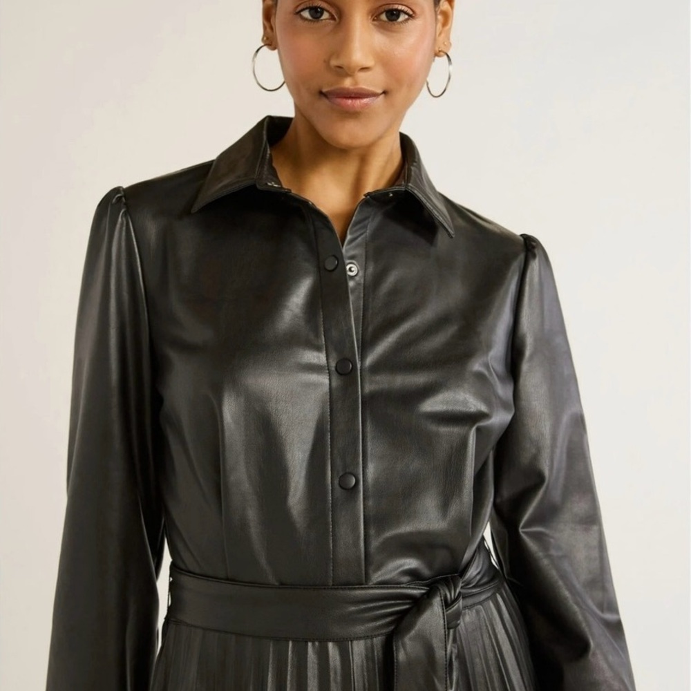 NWT! Scoop Women’s Faux Leather Pleated shirt dress w self tie belt.